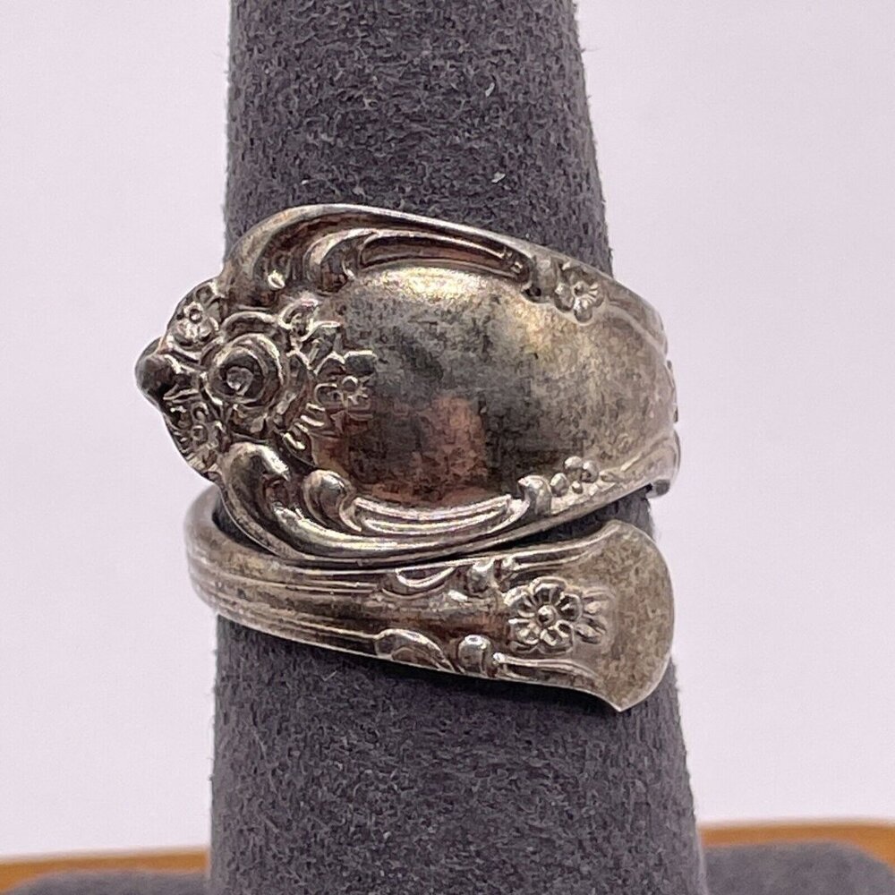WMA ROGERS ONEIDA UTENSIL‎ RING HANDCRAFTED FLORAL SILVER PLATED SIZE 5.75 VTG